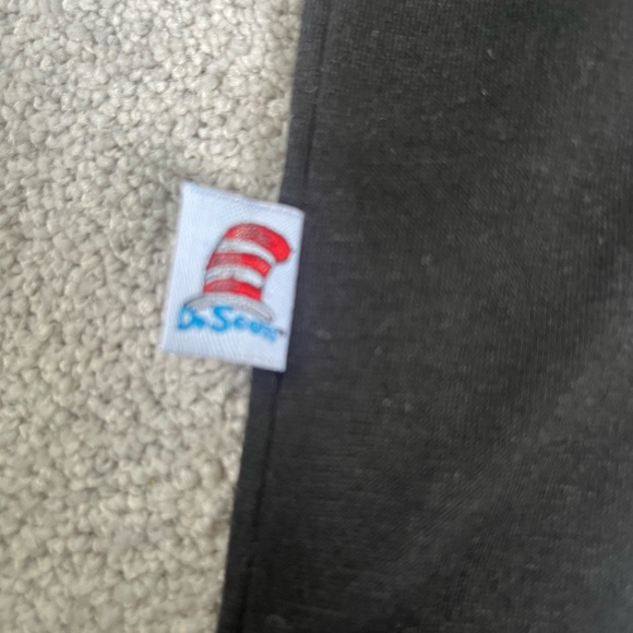 Kids Dr Seuss shirt. Size s/m - Picture 8 of 10